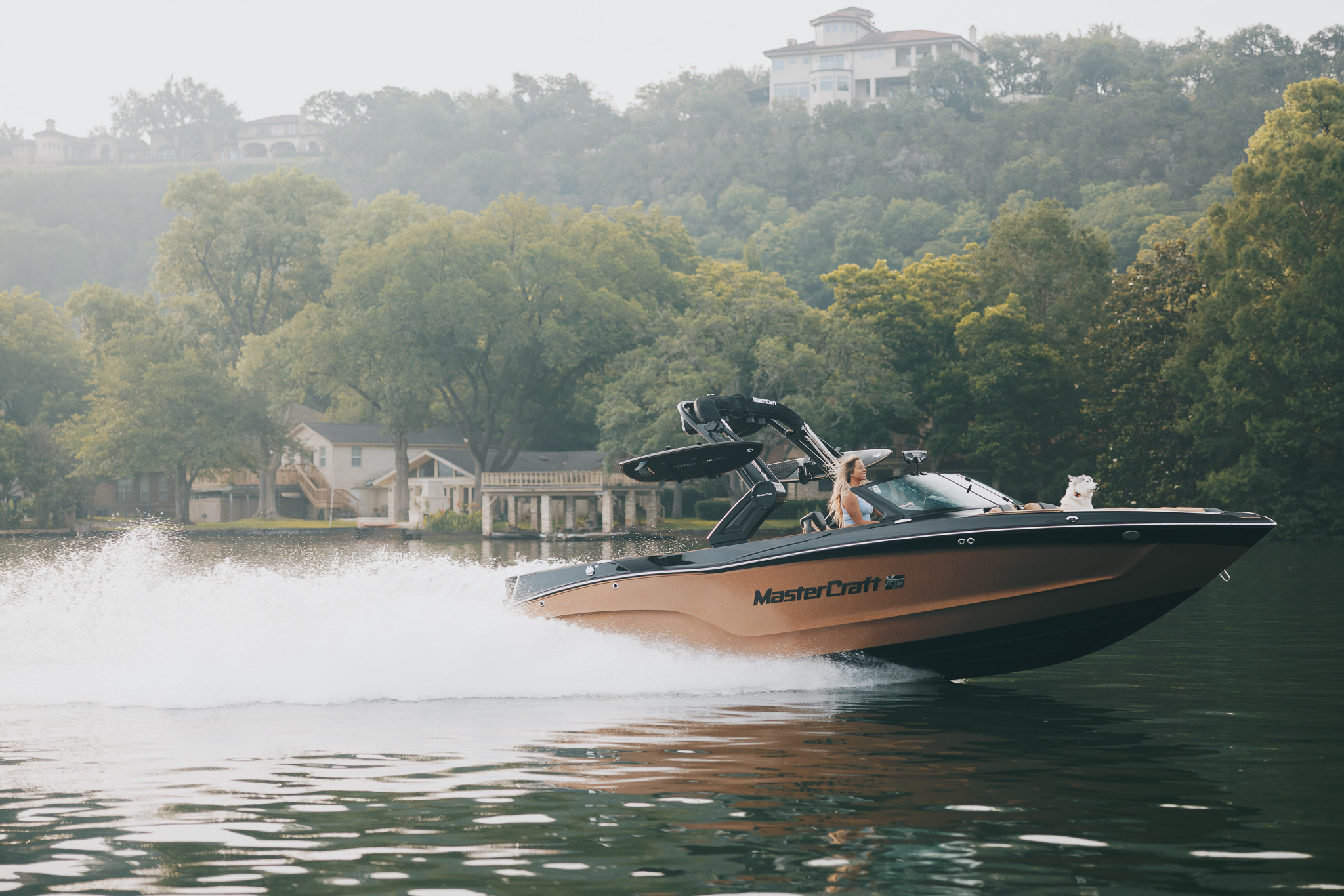 MasterCraft XT23 cruising through the puget sound